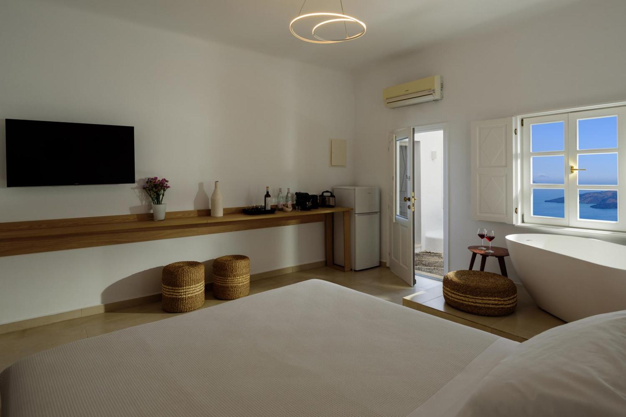 Anemos Family Suites ฟิรา ภายนอก รูปภาพ