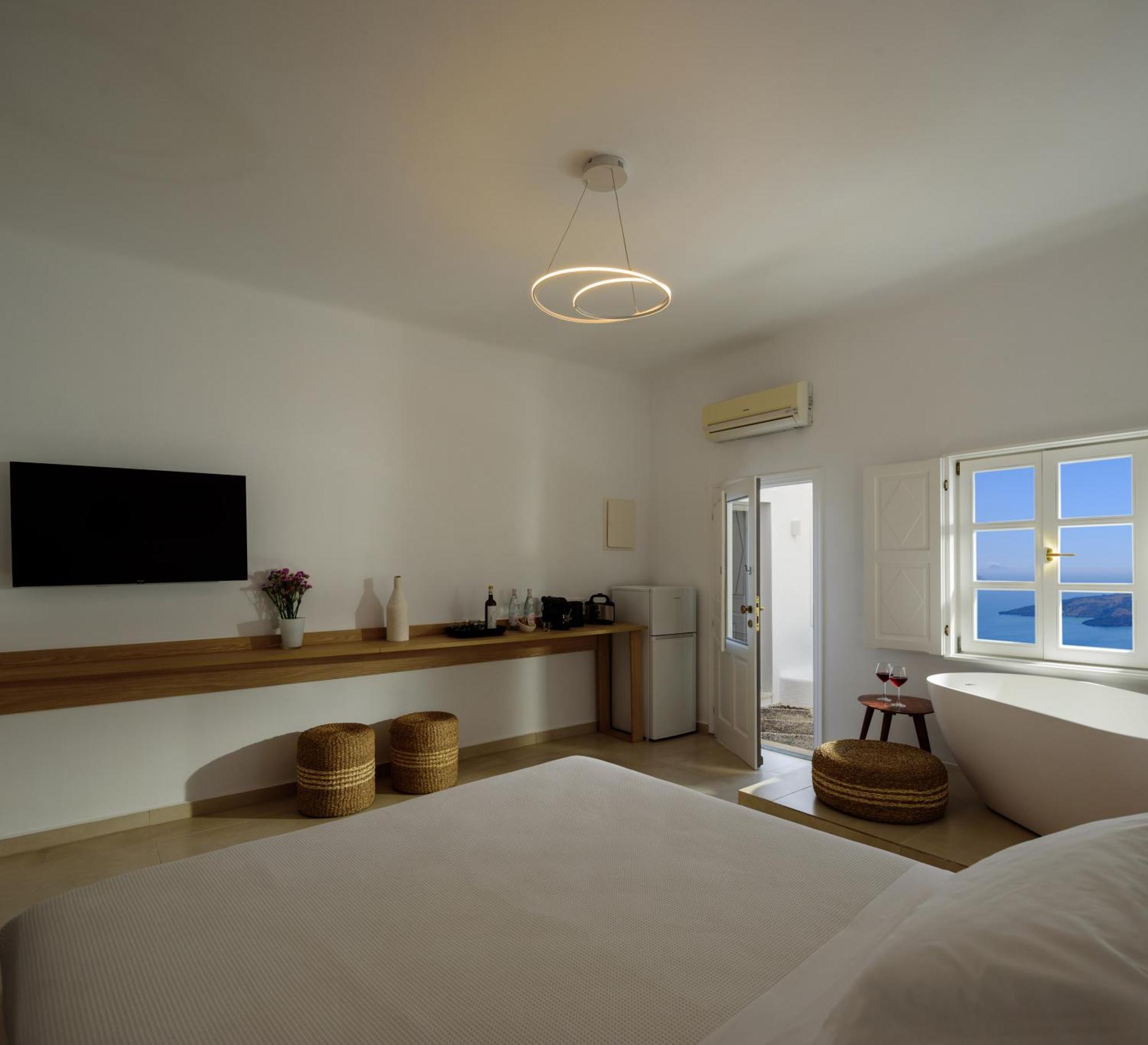 Anemos Family Suites ฟิรา ภายนอก รูปภาพ